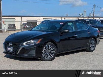 Used 2024 Nissan Altima 2.5 SV
