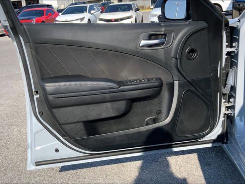 Used 2022 Dodge Charger SXT w/ Blacktop Package image 22