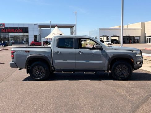 Certified 2025 Nissan Frontier PRO-4X AWD/4WD image 7