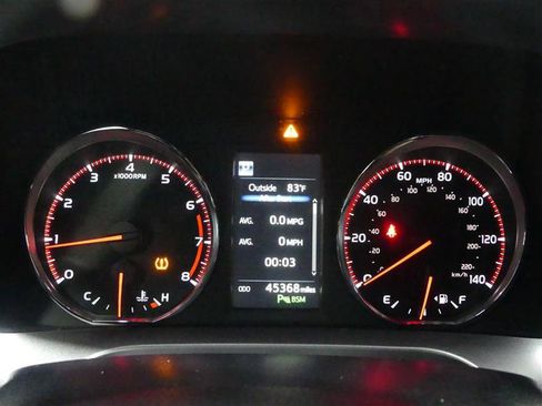 Used 2016 Toyota RAV4 SE w/ Advanced Technology Package AWD/4WD image 32