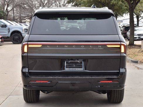 New 2025 Lincoln Navigator Reserve w/ Jet Appearance Package image 15