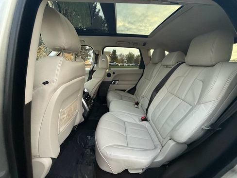 Used 2014 Land Rover Range Rover Sport Supercharged AWD/4WD image 32
