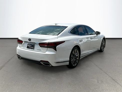Used 2022 Lexus LS 500 w/ Accessory Package (Z2) RWD image 7