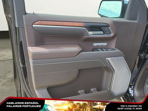 New 2026 GMC Sierra 1500 Denali w/ Denali Reserve Package AWD/4WD image 11