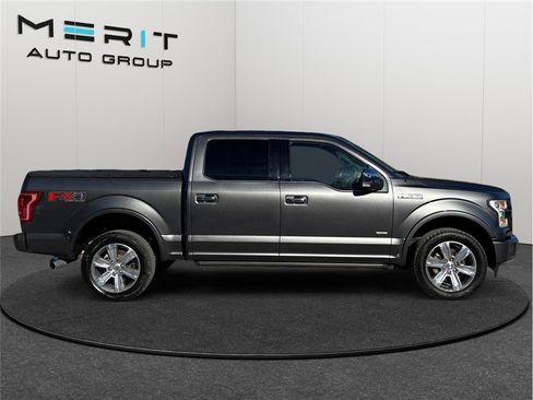Used 2017 Ford F150 Platinum w/ Equipment Group 701A Luxury image 10