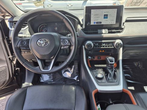 Used 2024 Toyota RAV4 Adventure AWD/4WD image 18