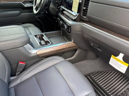 New 2026 Chevrolet Silverado 2500 LT w/ Trail Boss Package AWD/4WD image 14