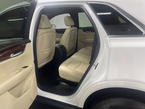 Used 2019 Cadillac XT5 Luxury image 15