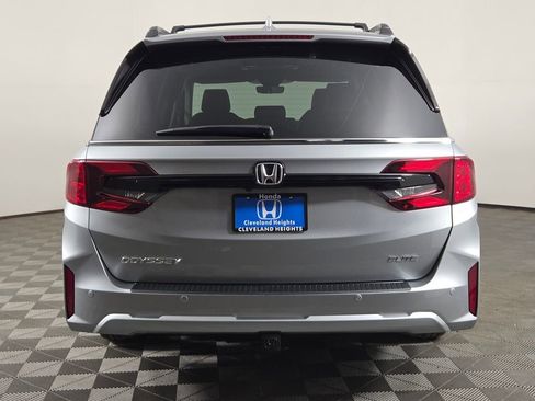 New 2026 Honda Odyssey Elite image 9