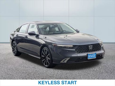 New 2025 Honda Accord Touring image 4