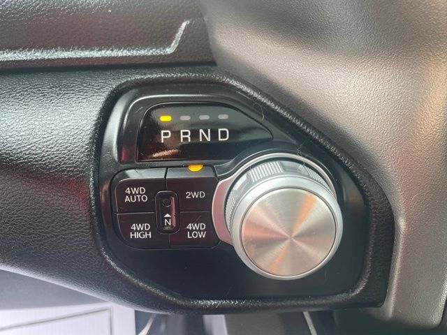 Used 2020 RAM 1500 Laramie w/ Sport Appearance Package AWD/4WD image 14