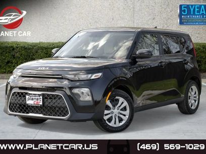 Used 2022 Kia Soul LX
