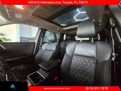 Used 2023 Mitsubishi Outlander SEL FWD image 32