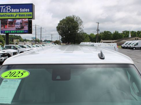 Used 2025 Chevrolet Express 3500 Extended w/ Driver Convenience Package RWD image 15
