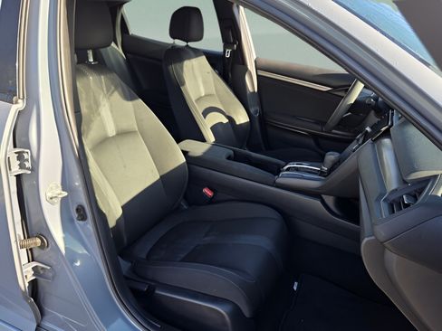 Used 2019 Honda Civic EX image 15