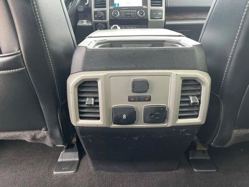 Used 2019 Ford F150 Lariat w/ Equipment Group 502A Luxury image 16