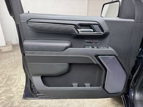 Used 2023 GMC Sierra 1500 AT4X AWD/4WD image 10