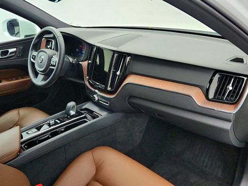 Used 2023 Volvo XC60 B5 Plus w/ Climate Package image 25