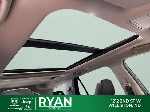 New 2026 Honda Pilot Touring image 32