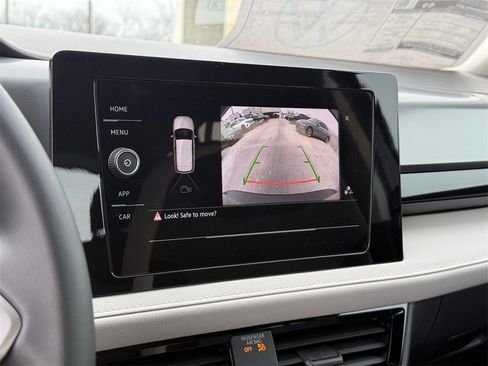 New 2026 Volkswagen Taos S image 21