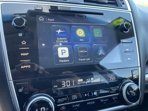 Used 2018 Subaru Outback 2.5i Limited AWD/4WD image 13