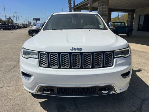 Used 2018 Jeep Grand Cherokee Overland image 13