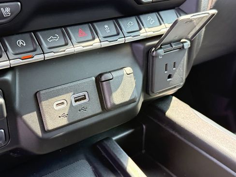 Used 2020 GMC Sierra 1500 Denali AWD/4WD image 35