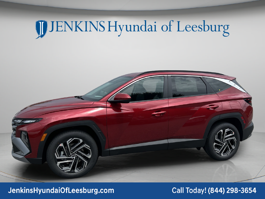 Certified 2025 Hyundai Tucson Limited AWD/4WD image 10
