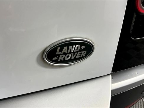 Used 2023 Land Rover Defender 110 S image 27