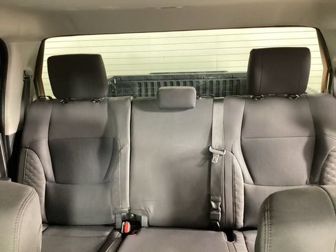 Used 2022 Toyota Tundra SR5 AWD/4WD image 33