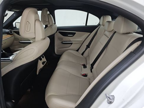 Used 2023 Mercedes-Benz C 300 4MATIC Sedan image 14