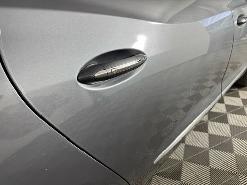 Used 2018 Buick Enclave Essence image 29