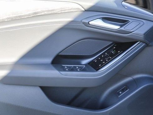 New 2025 Audi A6 e-tron Ultra image 17