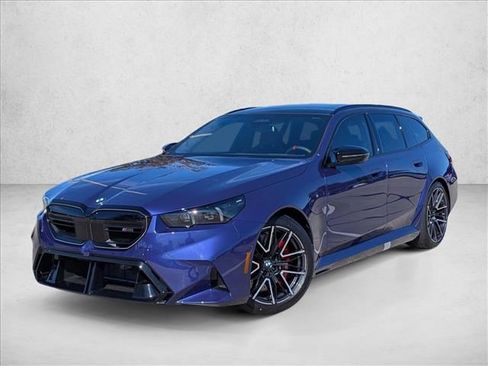 New 2026 BMW M5 Touring image 1