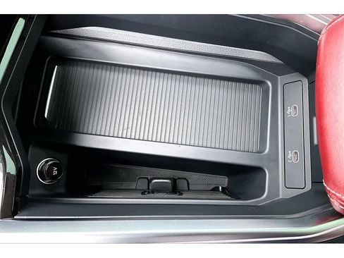 Used 2024 Audi SQ8 e-tron Premium Plus w/ Black Optic Package AWD/4WD image 32
