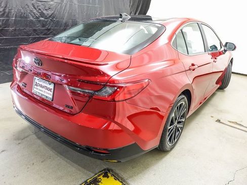 New 2026 Toyota Camry XLE image 7