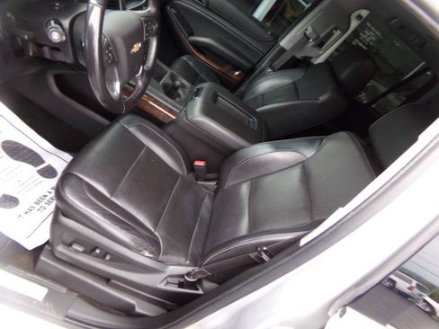 Used 2017 Chevrolet Tahoe LT AWD/4WD image 12