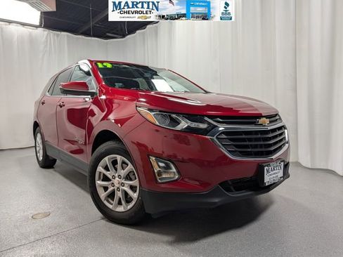 Used 2019 Chevrolet Equinox LT FWD image 1