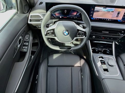 New 2026 BMW 330i xDrive Sedan w/ Premium Package AWD/4WD image 17