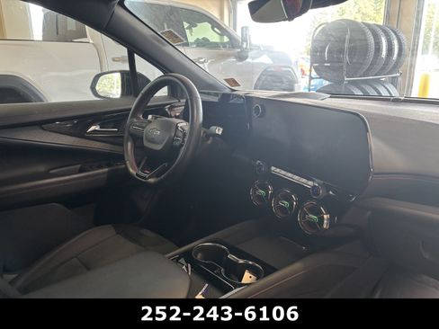 Used 2024 Chevrolet Blazer EV RS AWD/4WD image 9