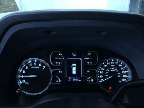Certified 2019 Toyota Tundra SR5 AWD/4WD image 24