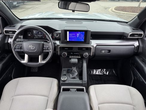 Used 2025 Toyota 4Runner SR5 RWD image 27