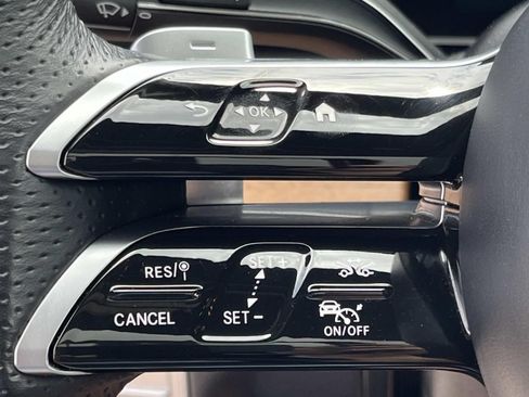 Certified 2025 Mercedes-Benz GLS 450 4MATIC w/ AMG Line Exterior image 43