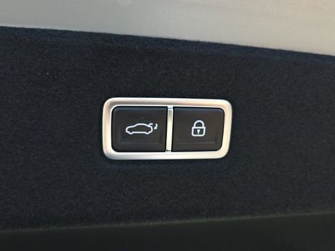 Used 2024 Hyundai Ioniq 6 SE RWD image 24