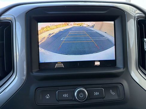 Used 2021 Chevrolet Silverado 1500 Custom image 23