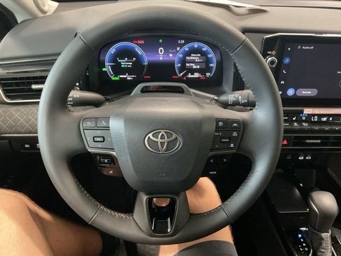 Used 2026 Toyota Camry XLE w/ Premium Plus Package AWD/4WD image 13