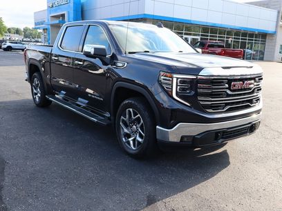 Used 2023 GMC Sierra 1500 SLT w/ SLT Premium Package