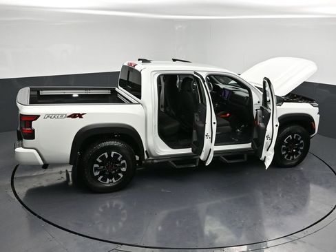 Used 2024 Nissan Frontier PRO-4X w/ Pro Convenience Package image 34