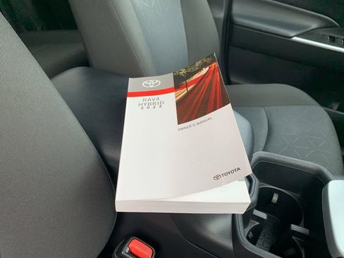 Used 2023 Toyota RAV4 XLE image 34