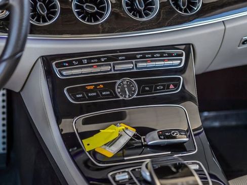 Used 2018 Mercedes-Benz E 400 Cabriolet image 30